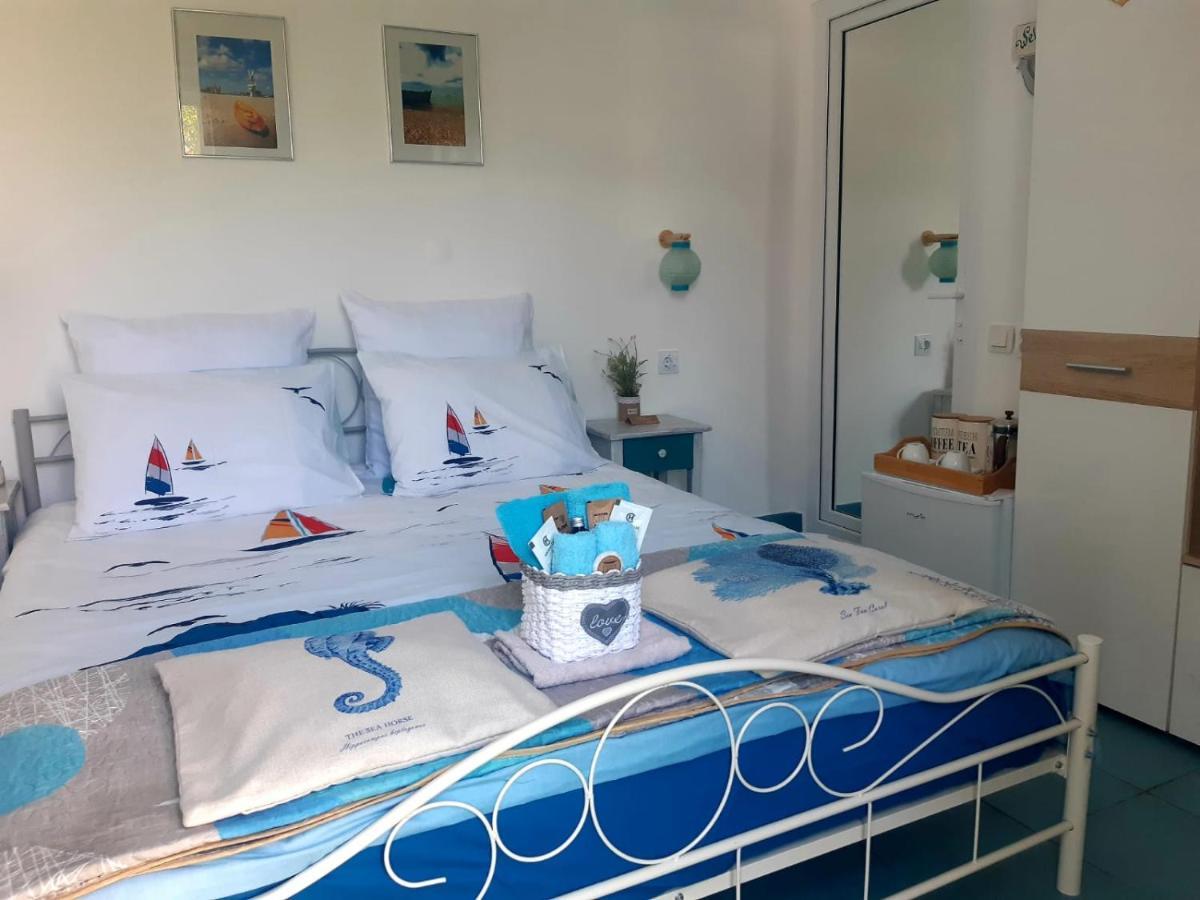 Casa Babica Guesthouse Костинешти Экстерьер фото