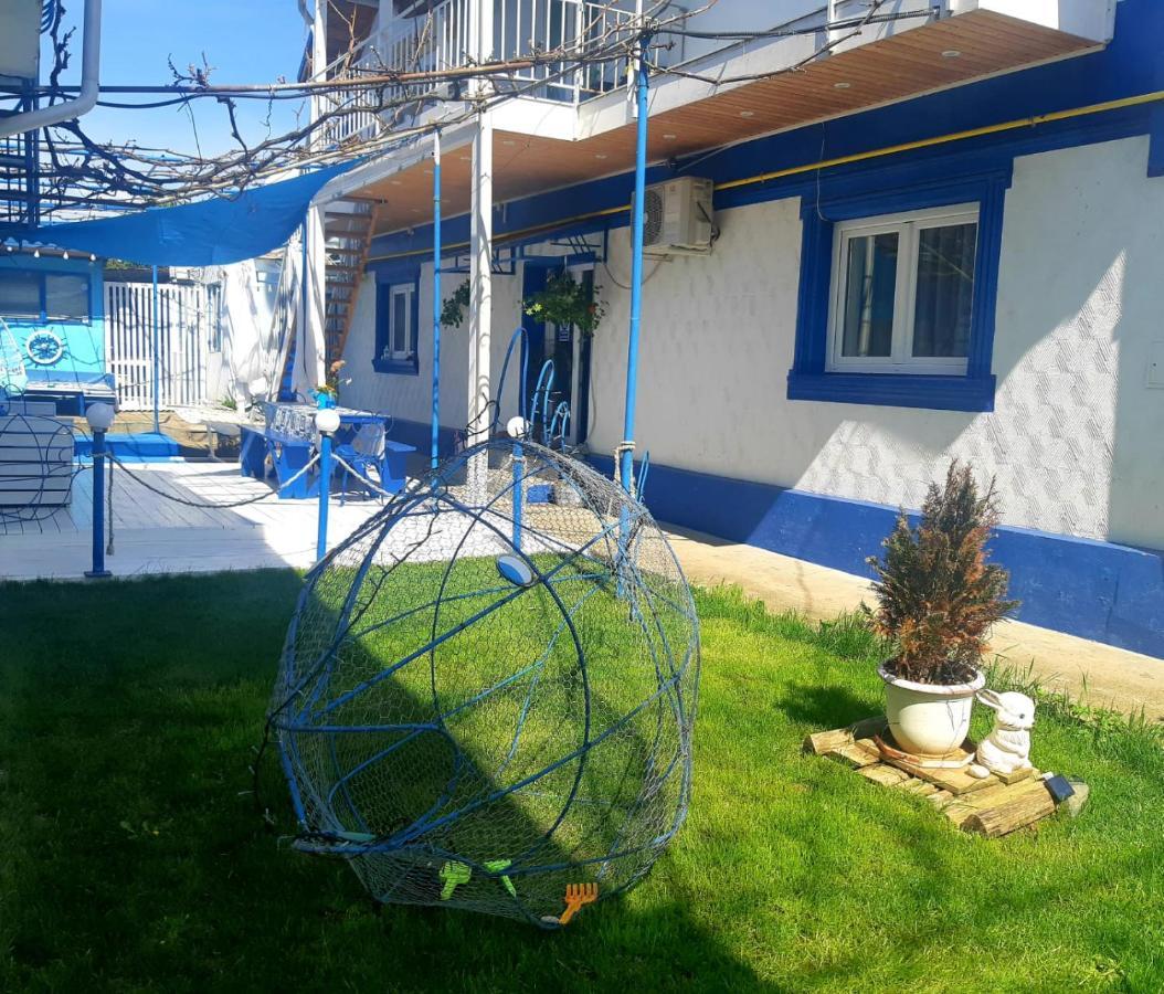 Casa Babica Guesthouse Костинешти Экстерьер фото