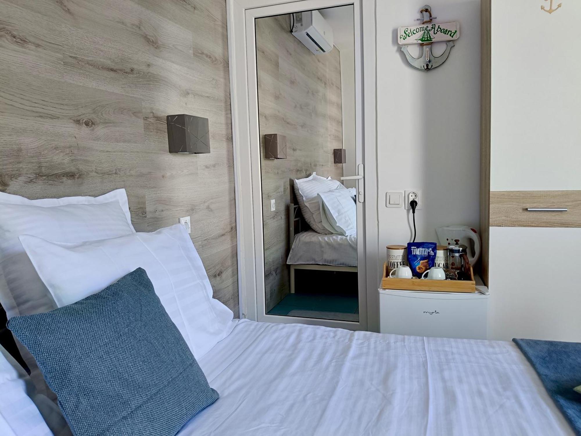 Casa Babica Guesthouse Костинешти Экстерьер фото